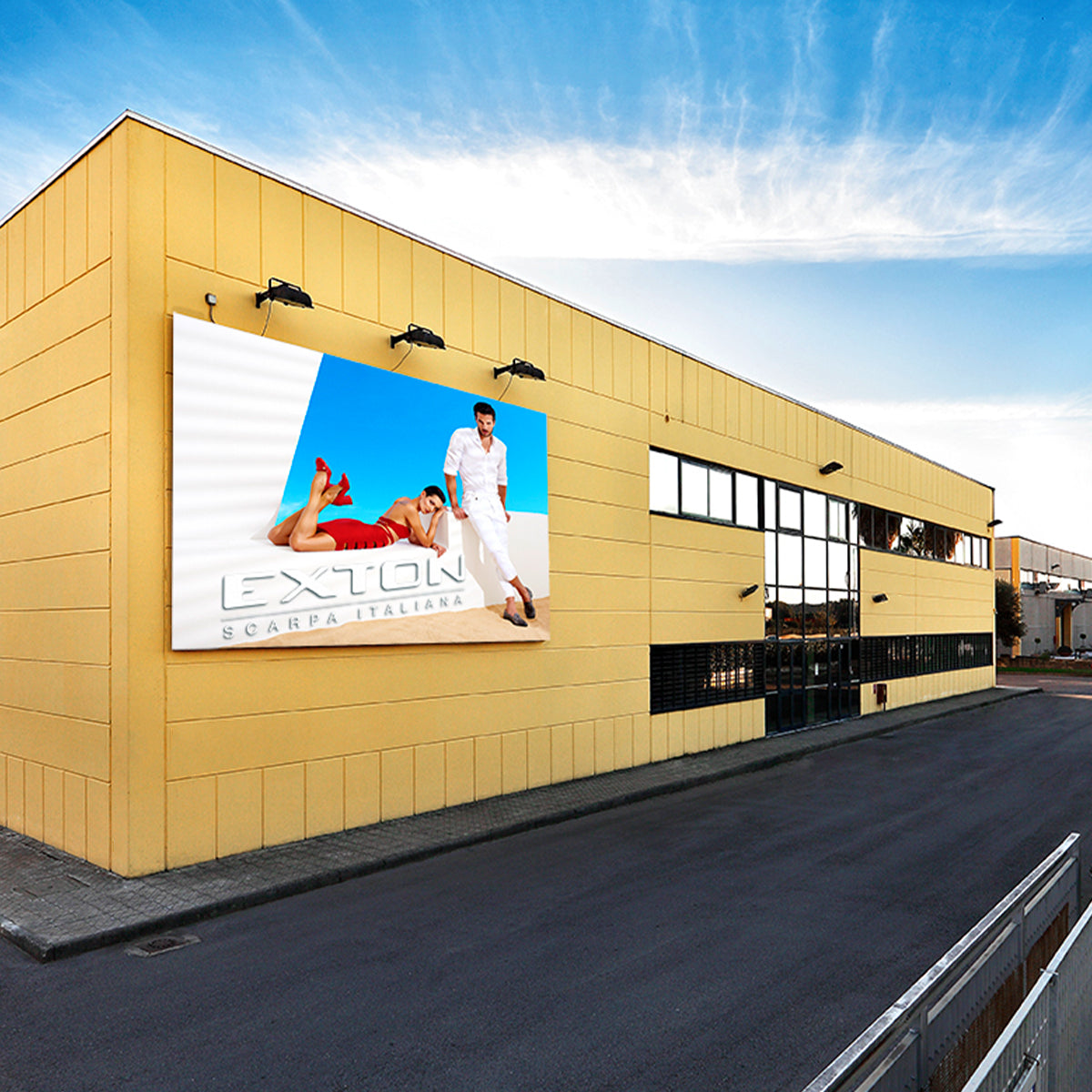 Zwei Exton Since 1950 – Exton Brand